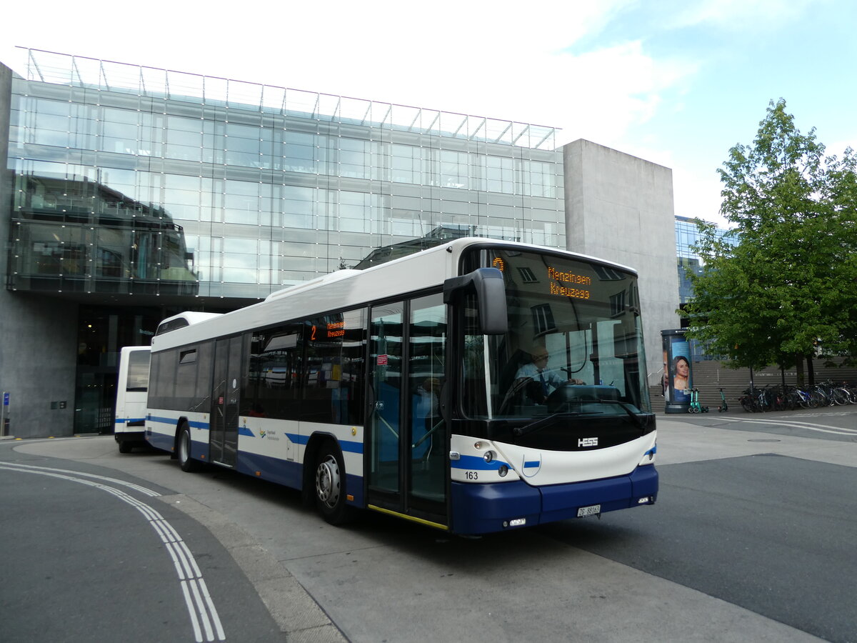 (235'199) - ZVB Zug - Nr. 163/ZG 88'163 - Hess am 4. Mai 2022 beim Bahnhof Zug