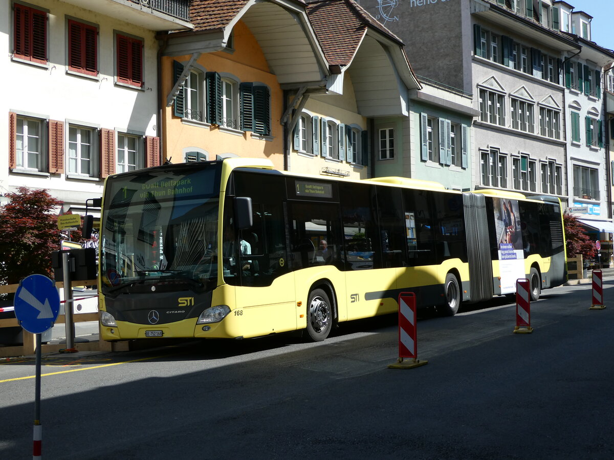 (235'519) - STI Thun - Nr. 168/BE 752'168 - Mercedes am 9. Mai 2022 in Thun, Marktgasse (prov. Haltestelle)