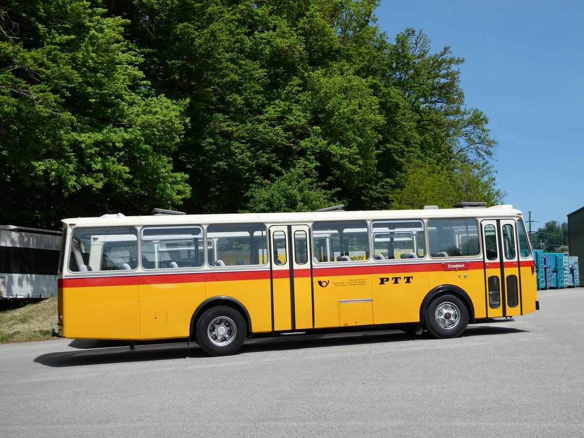 (235'631) - Gast, Reutigen - BE 113'160 - Saurer/Tscher (ex HPTrans, Thusis; ex Mauerhofer, Worb; ex Erni, Schupfart Nr. 3; ex P 24'636) am 15. Mai 2022 in Burgdorf, kihof Ziegelgut