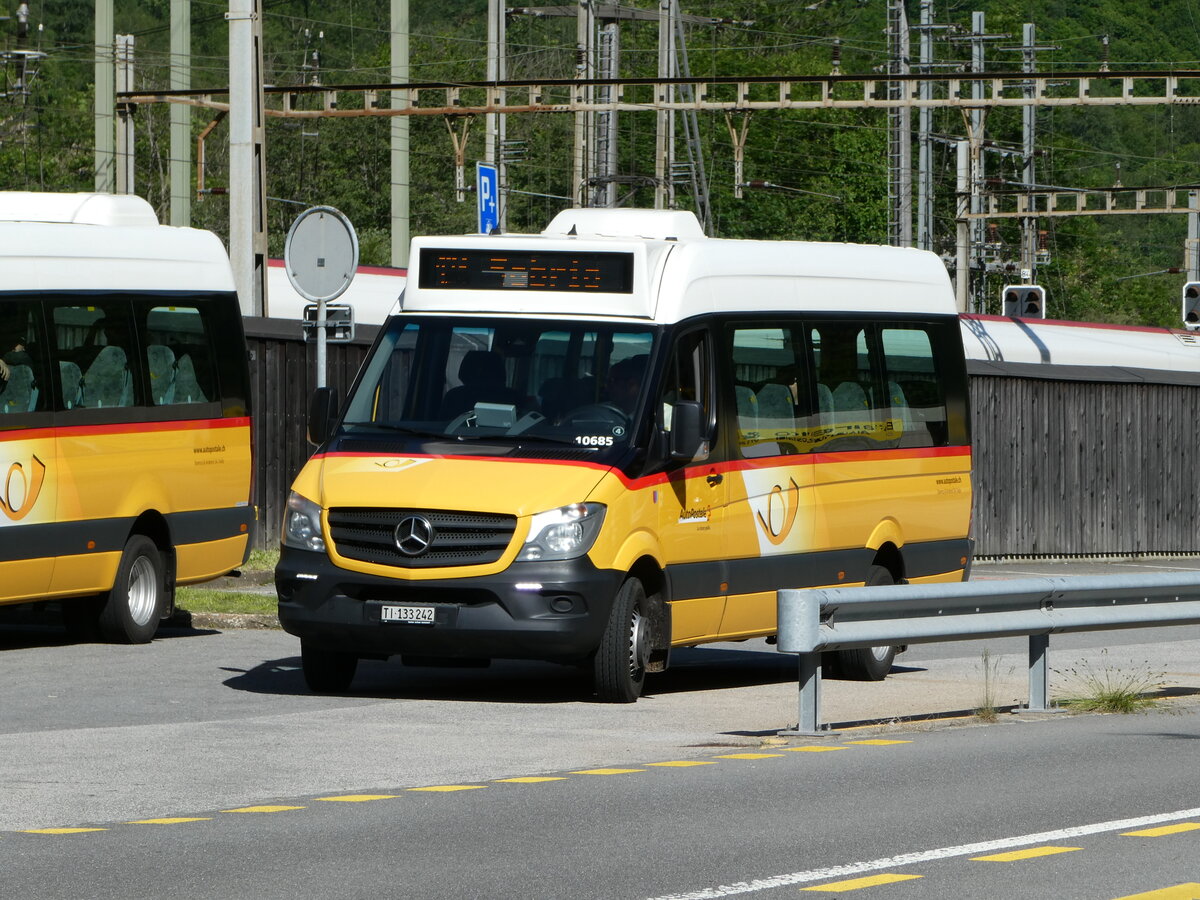 (236'235) - Barenco, Faido - Nr. 4/TI 133'242 - Mercedes am 26. Mai 2022 beim Bahnhof Lavorgo