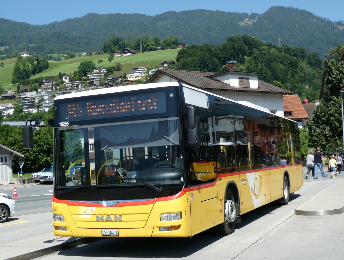 (236'646) - PostAuto Zentralschweiz - Nr. 9/OW 10'001 - MAN (ex Dillier, Sarnen Nr. 9) am 4. Juni 2022 beim Bahnhof Sarnen