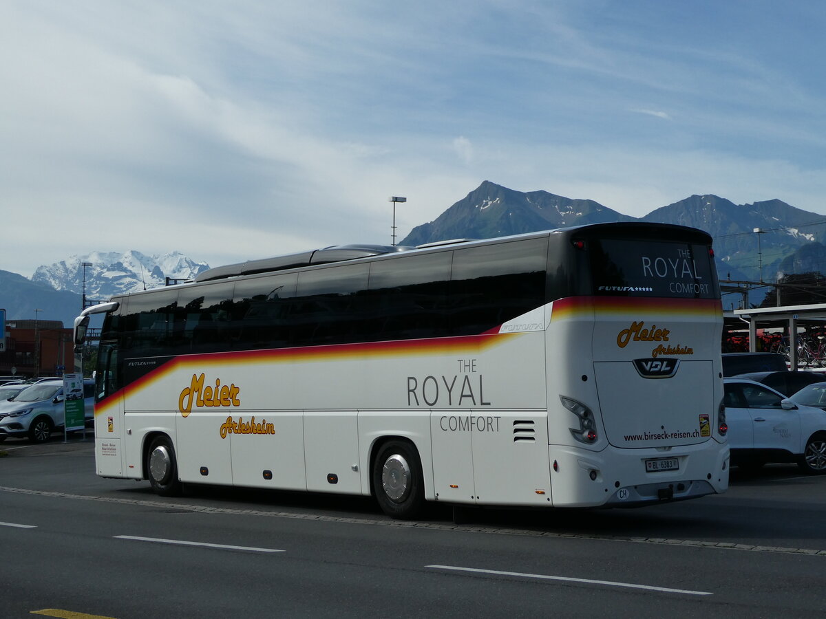 (236'999) - Meier, Arlesheim - BL 6383 - VDL am 8. Juni 2022 beim Bahnhof Thun