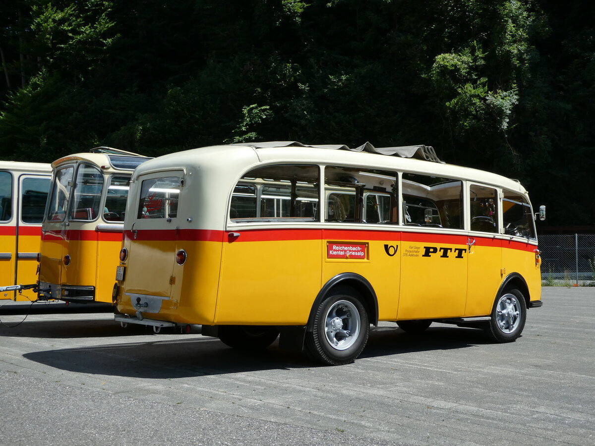 (237'600) - Schmid, Thrishaus - Nr. 3/BE 26'760 - Saurer/Gangloff (ex Geiger, Adelboden Nr. 3) am 26. Juni 2022 in Mlenen, Kanderarena