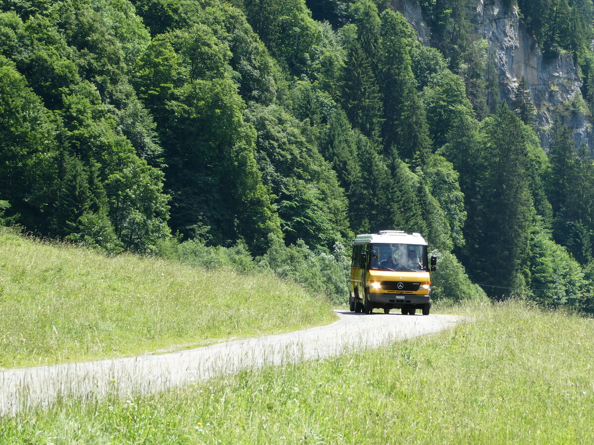 (237'627) - PostAuto Bern - BE 755'378 - Mercedes/Kusters am 26. Juni 2022 in Kiental, Tschingelsee