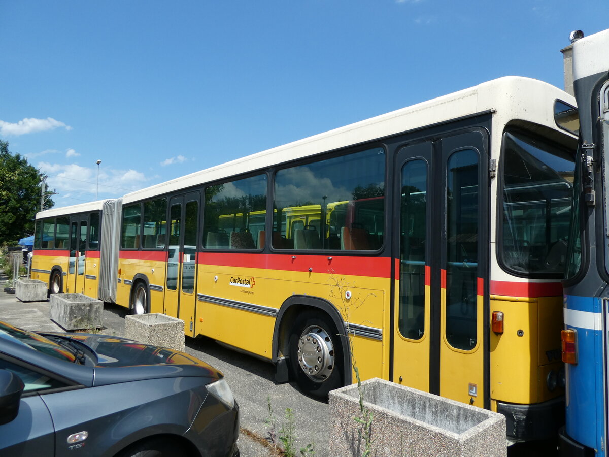 (237'889) - CarPostal Ouest (Rtrobus) - (VD 356'449) - Volvo/R&J (ex AutoPostale Ticino; ex CarPostal Ouest Nr. 33; ex Steiner, Ortschwaben Nr. 11) am 3. Juli 2022 in Faoug, Carrosserie Etter (Teilaufnahme)