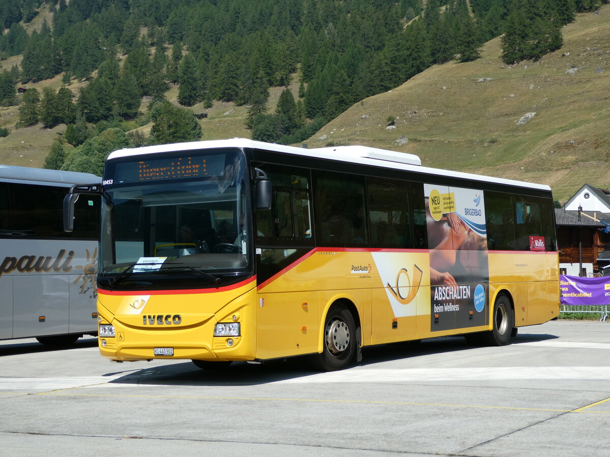 (238'394) - PostAuto Wallis - VS 445'902 - Iveco am 24. Juli 2022 in Ulrichen, PostAuto-Terminal