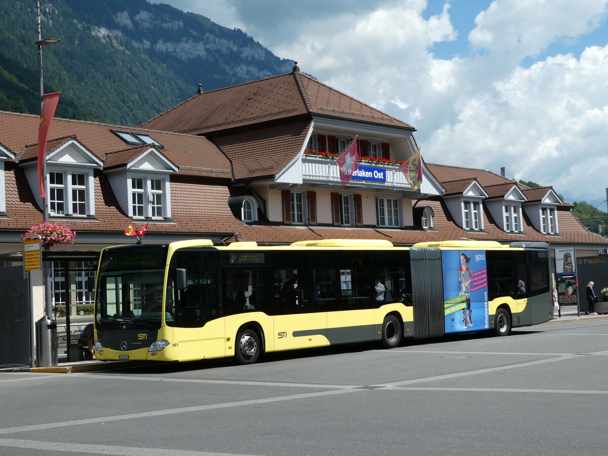 (238'592) - STI Thun - Nr. 161/BE 752'161 - Mercedes am 30. Juli 2022 beim Bahnhof Interlaken Ost