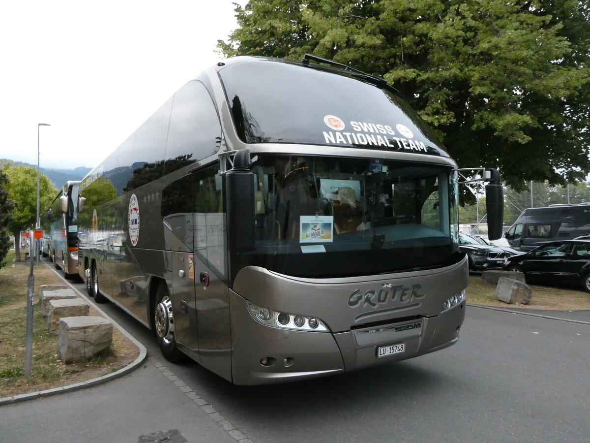 (238'825) - Grter, Hochdorf - Nr. 8/LU 15'748 - Neoplan am 6. August 2022 in Thun, Strandbad