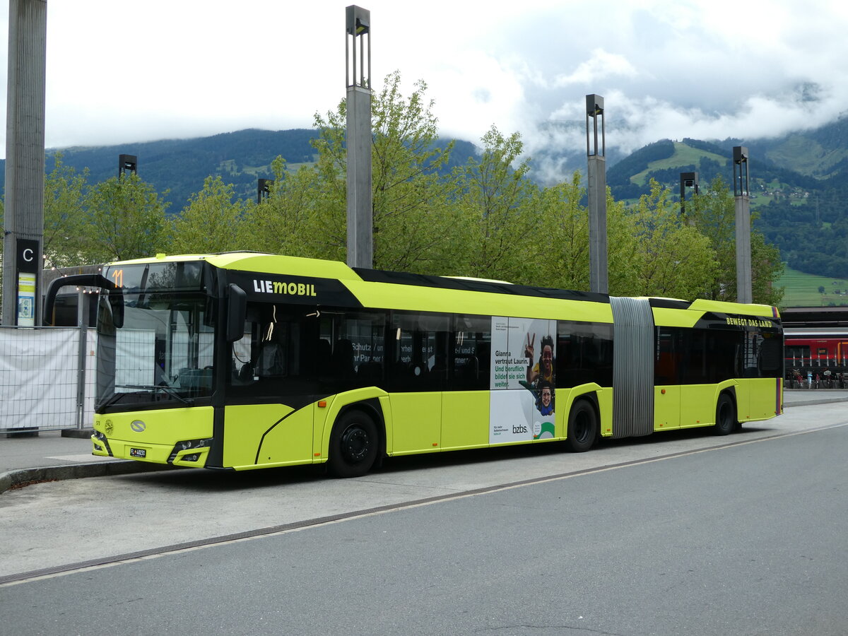 (239'307) - Aus Liechtenstein: BOS PS Anstalt, Vaduz - Nr. 573/FL 40'231 - Solaris am 20. August 2022 beim Bahnhof Sargans