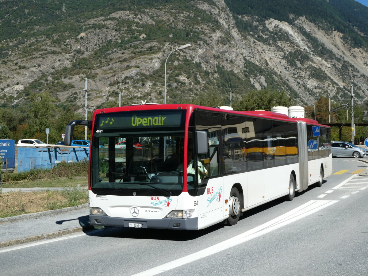 (239'362) - PostAuto Wallis - Nr. 64/VS 12'674 - Mercedes (ex Lathion, Sion Nr. 64) am 21. August 2022 beim Bahnhof Gampel-Steg