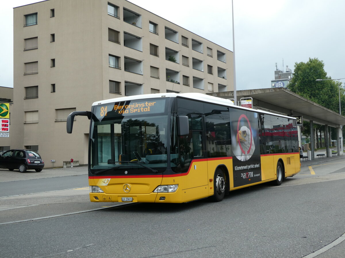 (239'508) - SB Trans, Sursee - Nr. 1/LU 15'611 - Mercedes am 27. August 2022 beim Bahnhof Sursee