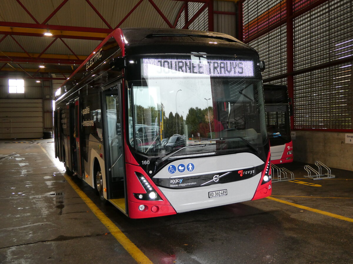 (240'491) - TRAVYS Yverdon - Nr. 160/VD 360'489 - Volvo am 2. Oktober 2022 in Yverdon, Garage