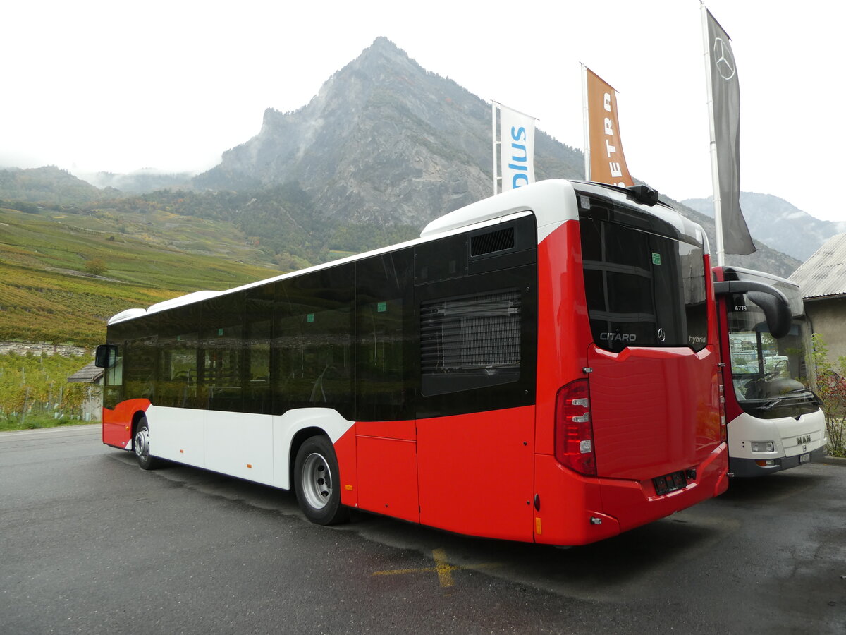 (240'720) - TMR Martigny - (616'666) - Mercedes am 8. Oktober 2022 in Leytron, Garage Buchard