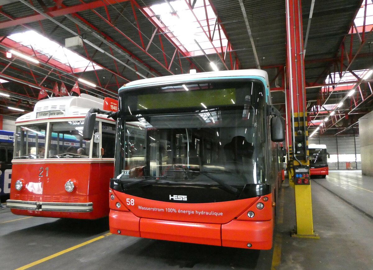 (240'784) - VB Biel - Nr. 58 - Hess/Hess Gelenktrolleybus am 9. Oktober 2022 in Biel, Depot