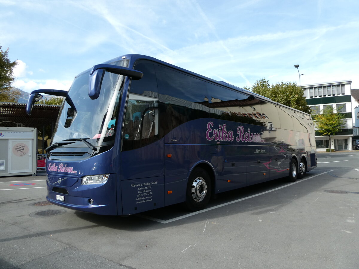 (240'938) - Aus der Schweiz: Erika-Reisen, Meltingen - SO 172'453 - Volvo am 11. Oktober 2022 in Vaduz, Stdtle