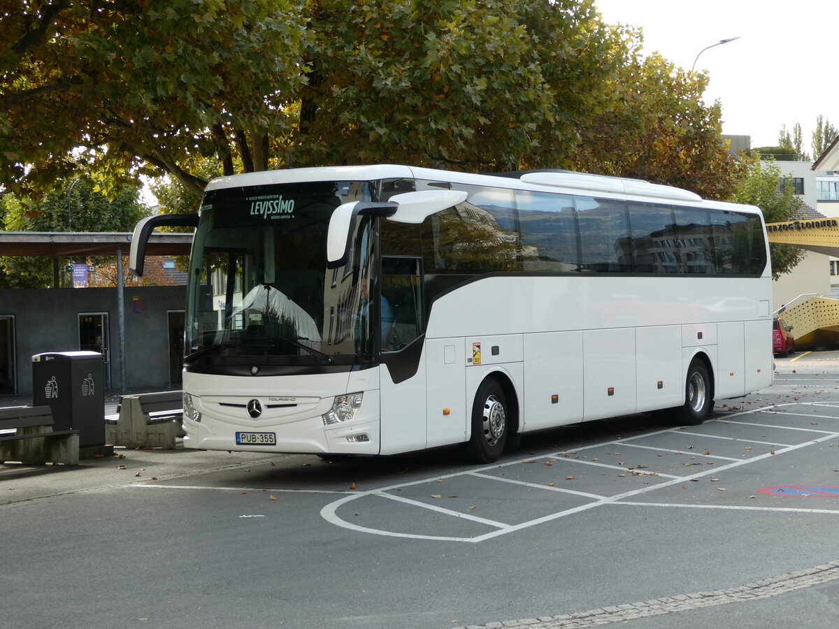 (240'939) - Aus Ungarn: Levissimo, Budapest - PUB-355 - Mercedes am 11. Oktober 2022 in Vaduz, Stdtle