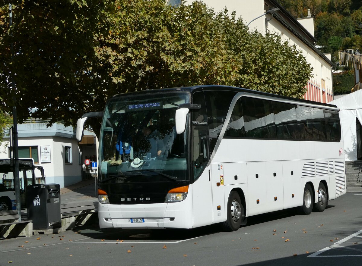 (240'962) - Aus Italien: Europe Voyage - Nr. 111/FX-864 MP - Setra am 11. Oktober 2022 in Vaduz, Stdtle