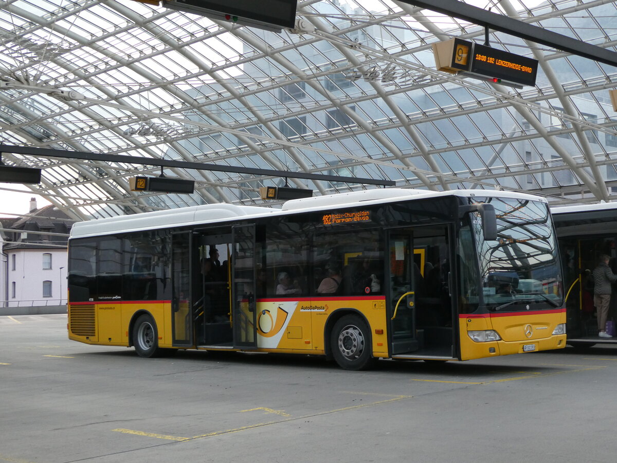 (241'036) - PostAuto Graubnden - GR 102'393 - Mercedes am 11. Oktober 2022 in Chur, Postautostation