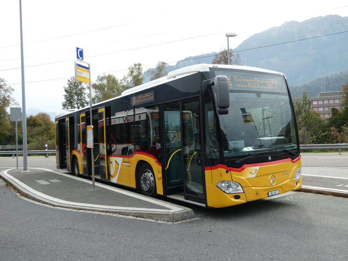 (241'631) - Niederer, Filzbach - Nr. 2/GL 47 - Mercedes am 20. Oktober 2022 beim Bahnhof Ziegelbrcke