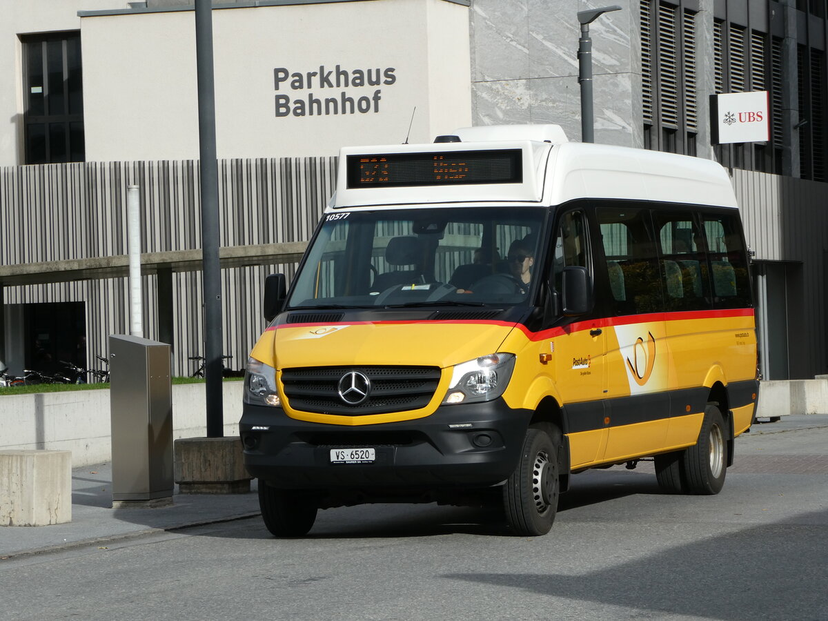 (242'011) - BUS-trans, Visp - VS 6520 - Mercedes (ex VS 450) am 30. Oktober 2022 beim Bahnhof Visp