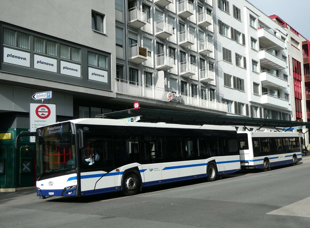 (242'022) - ZVB Zug - Nr. 177/ZG 88'177 - Solaris am 31. Oktober 2022 beim Bahnhof Zug