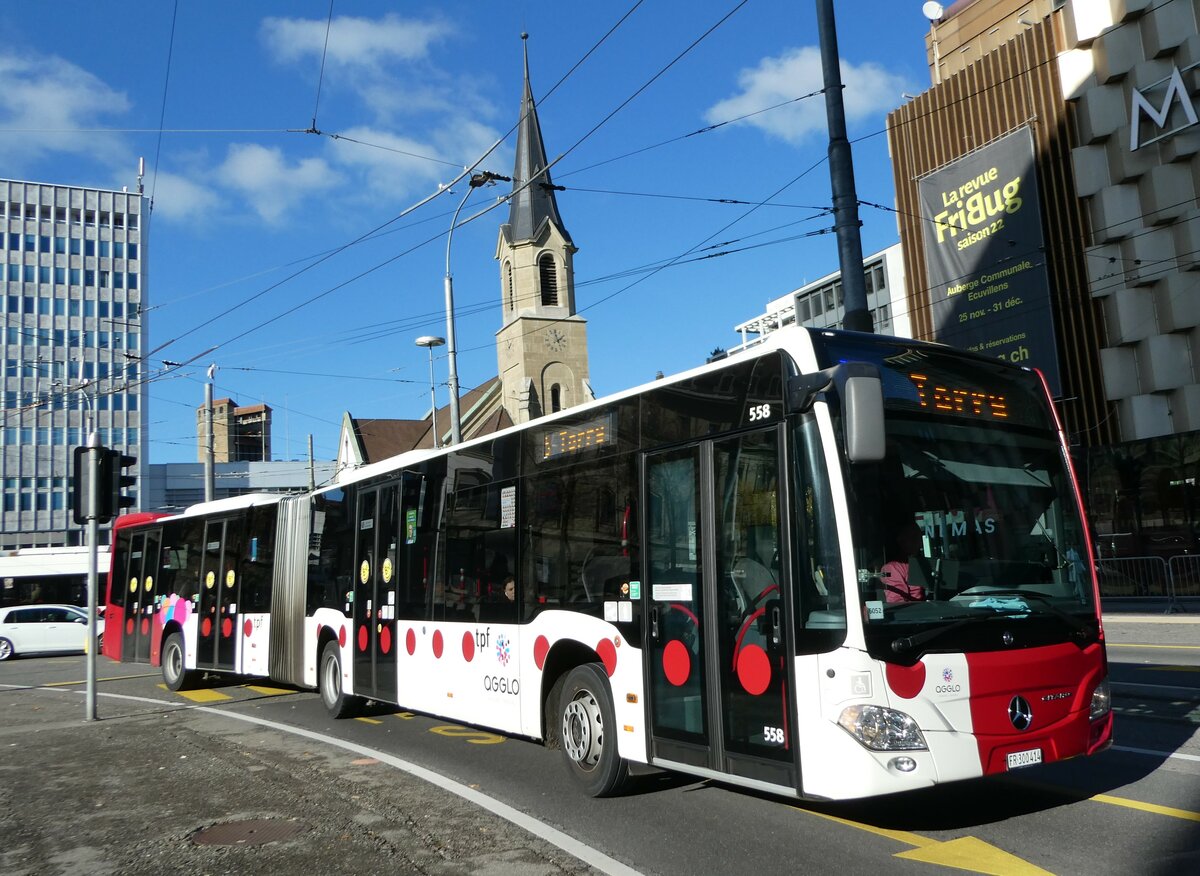 (242'361) - TPF Fribourg - Nr. 558/FR 300'414 - Mercedes am 10. November 2022 in Fribourg, Rue Pierre-Kaelin