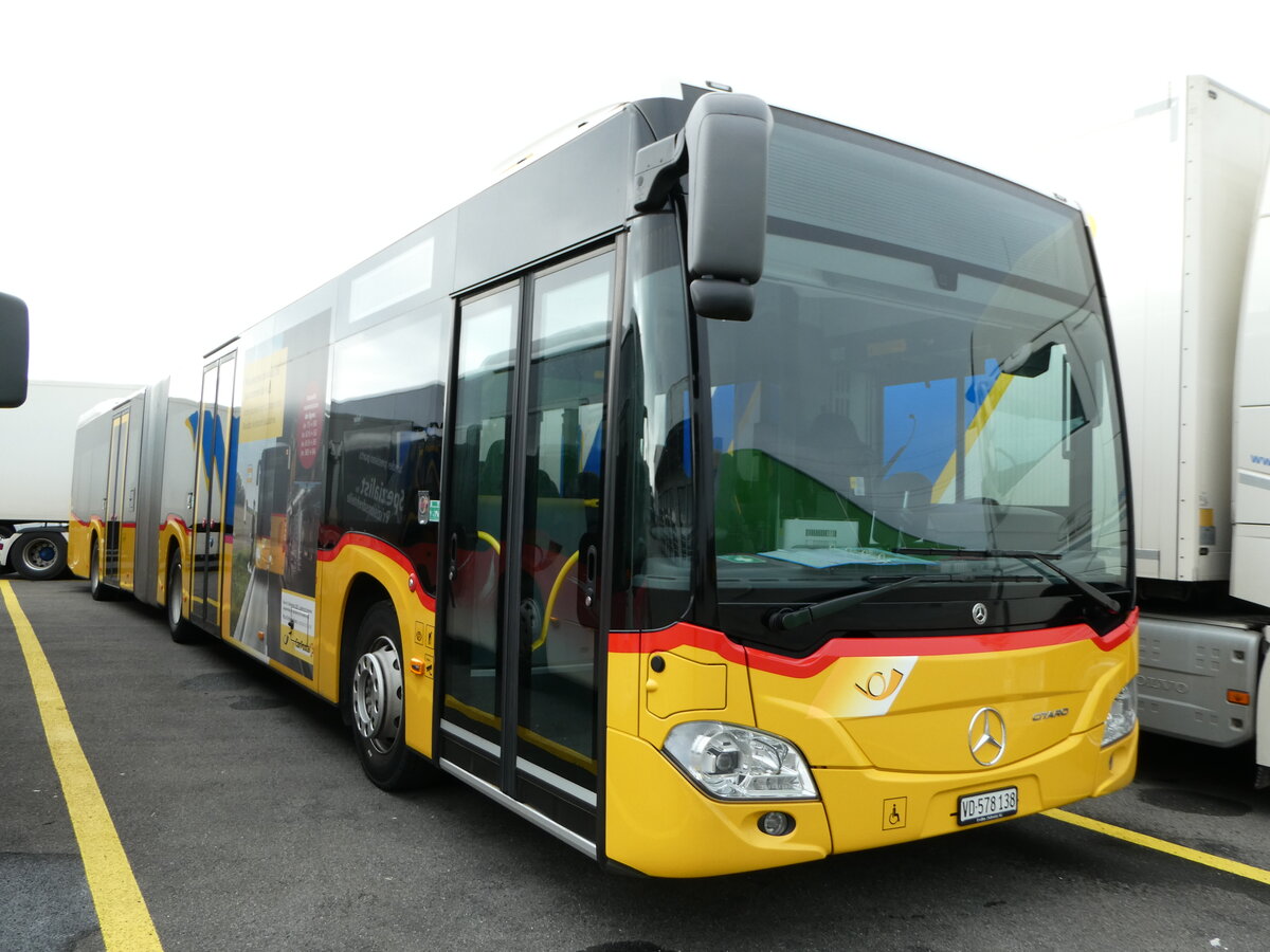 (243'168) - CarPostal Ouest - VD 578'138 - Mercedes am 27. November 2022 in Kerzers, Interbus