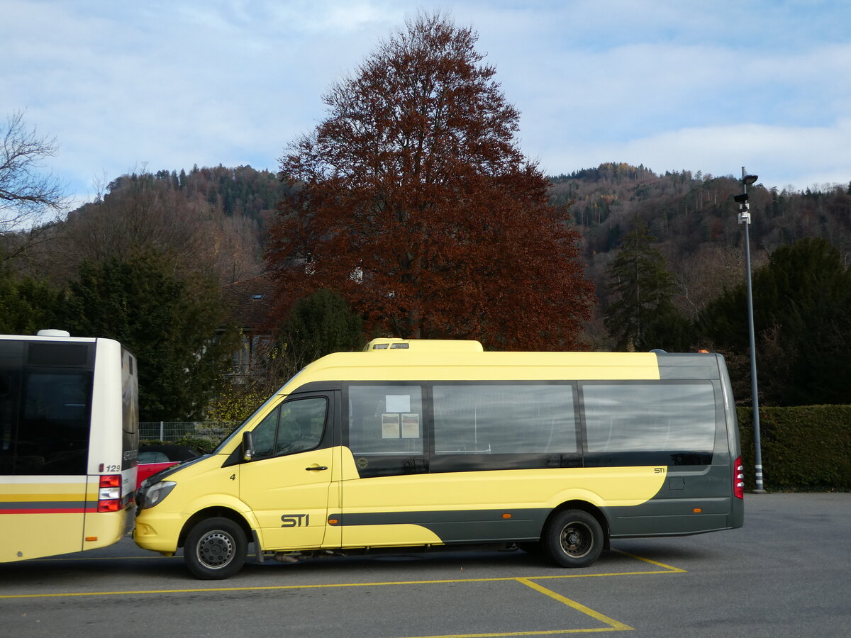 (243'354) - STI Thun - Nr. 4/BE 841'004 - Mercedes am 2. Dezember 2022 bei der Schifflndte Thun