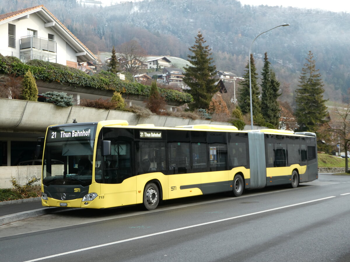 (244'021) - STI Thun - Nr. 713/BE 433'713 - Mercedes am 19. Dezember 2022 in Oberhofen, Wichterheer Gut