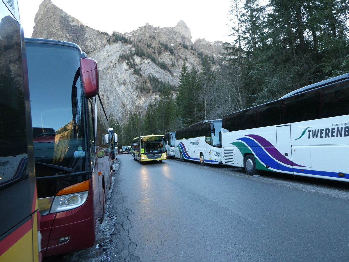 (244'672) - STI Thun - Nr. 147/BE 801'147 - MAN am 7. Januar 2023 in Adelboden, Unter dem Birg