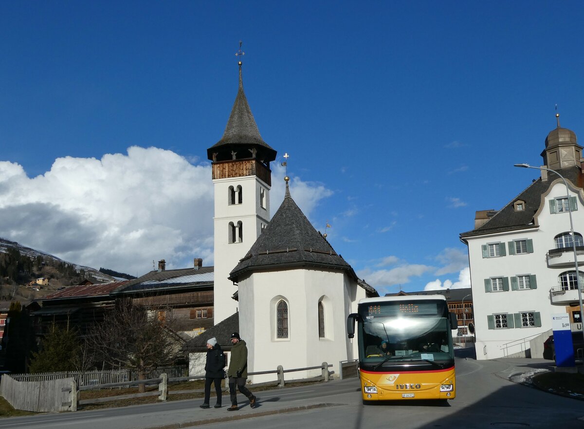 (245'156) - PostAuto Graubnden - Nr. 15/GR 162'973/PID 10'217 - Iveco (ex Fontana, Ilanz Nr. 15) am 18. Januar 2023 in Vella, Post 