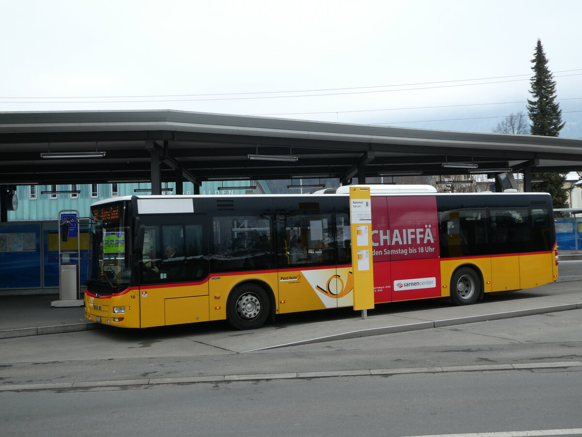 (245'341) - PostAuto Zentralschweiz - Nr. 10/OW 10'004/PID 10'777 - MAN (ex Dillier, Sarnen Nr. 10) am 25. Januar 2023 beim Bahnhof Sarnen