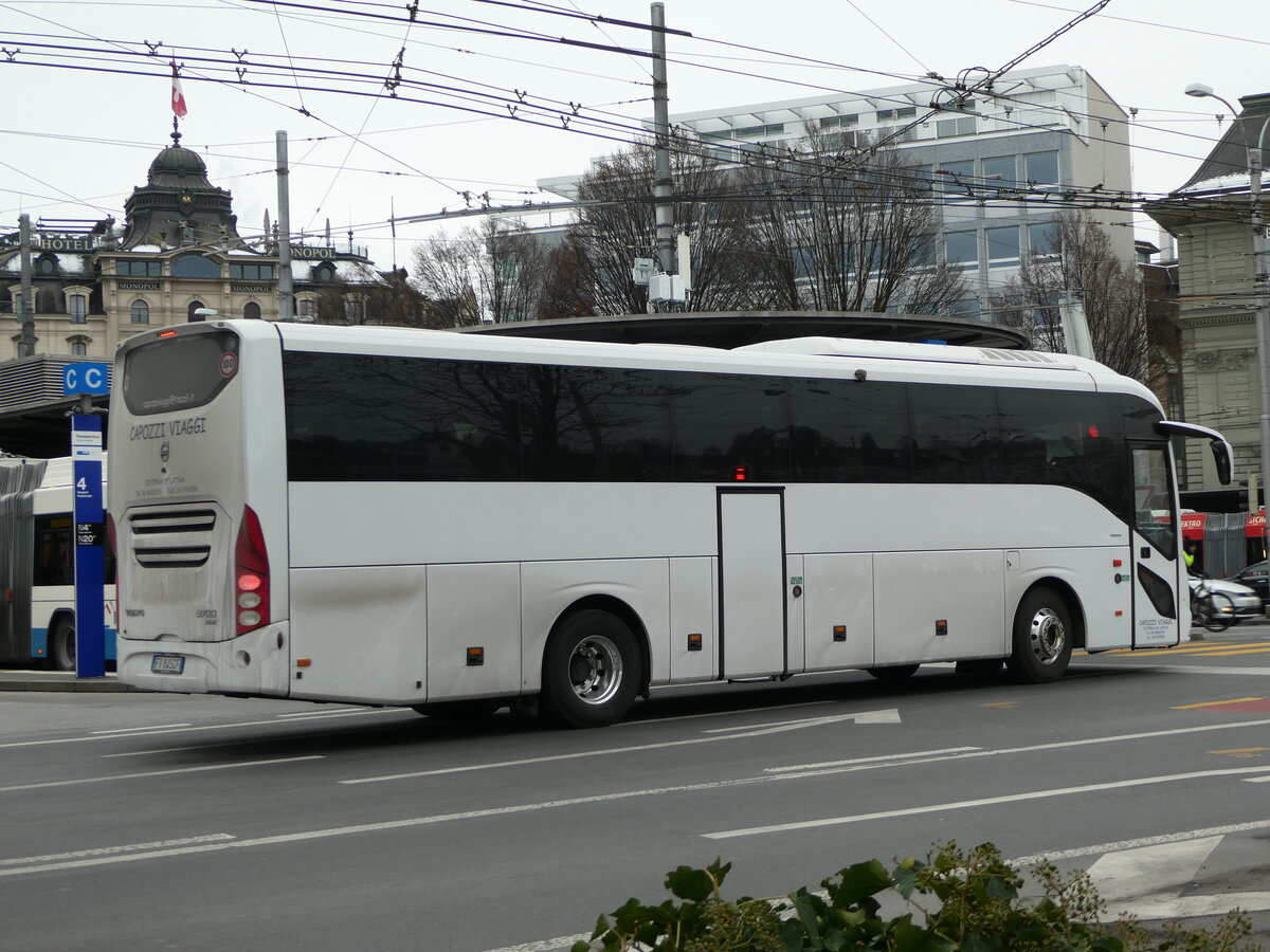 (245'366) - Aus Italien: Capozzi, Cisterna di Latina - FV-845 GF - Volvo am 25. Januar 2023 beim Bahnhof Luzern