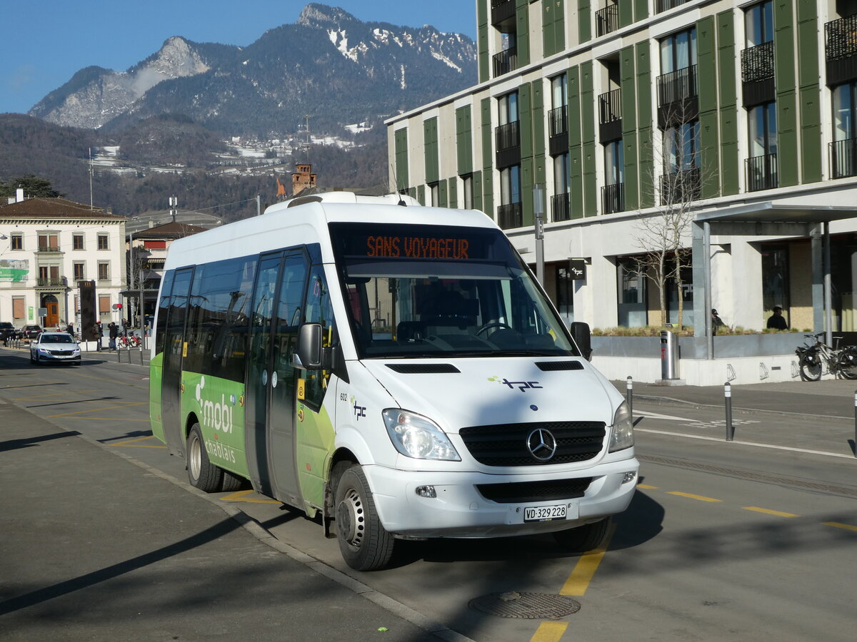 (245'595) - TPC Aigle - Nr. 602/VD 329'228 - Mercedes am 31. Januar 2023 beim Bahnhof Aigle