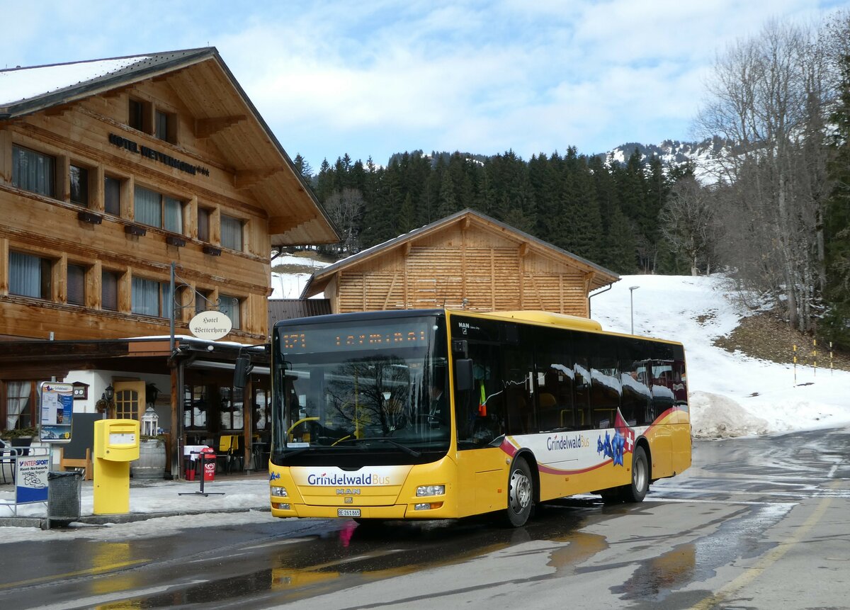 (246'253) - Grindelwaldbus, Grindelwald - Nr. 11/BE 261'865 - MAN/Gppel am 17. Februar 2023 in Grindelwald, Oberer Gletscher
