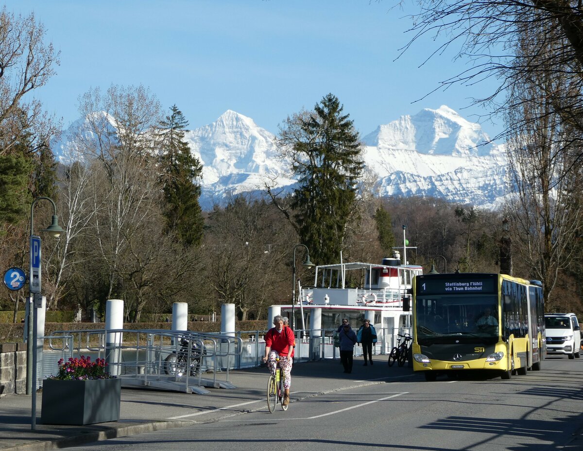 (247'560) - STI Thun - Nr. 182/BE 804'182 - Mercedes am 22. Mrz 2023 bei der Schifflndte Thun