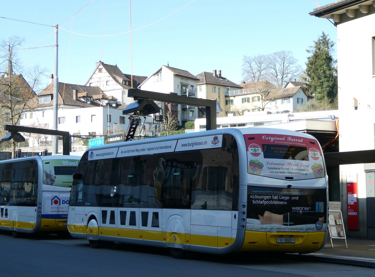 (248'071) - VBSH Schaffhausen - Nr. 2/SH 38'002 - Irizar am 6. April 2023 beim Bahnhof Schaffhausen