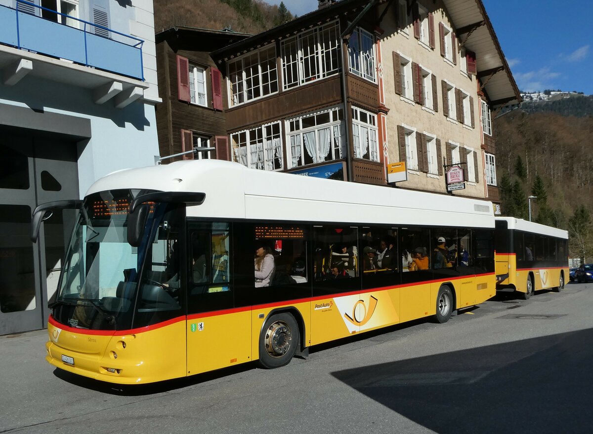 (248'764) - PostAuto Ostschweiz - SG 426'001/PID 10'148 - Hess am 18. April 2023 beim Bahnhof Lauterbrunnen