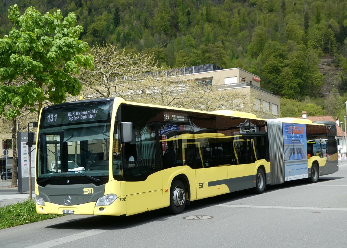 (249'418) - STI Thun - Nr. 702/BE 555'702 - Mercedes am 2. Mai 2023 beim Bahnhof Interlaken Ost