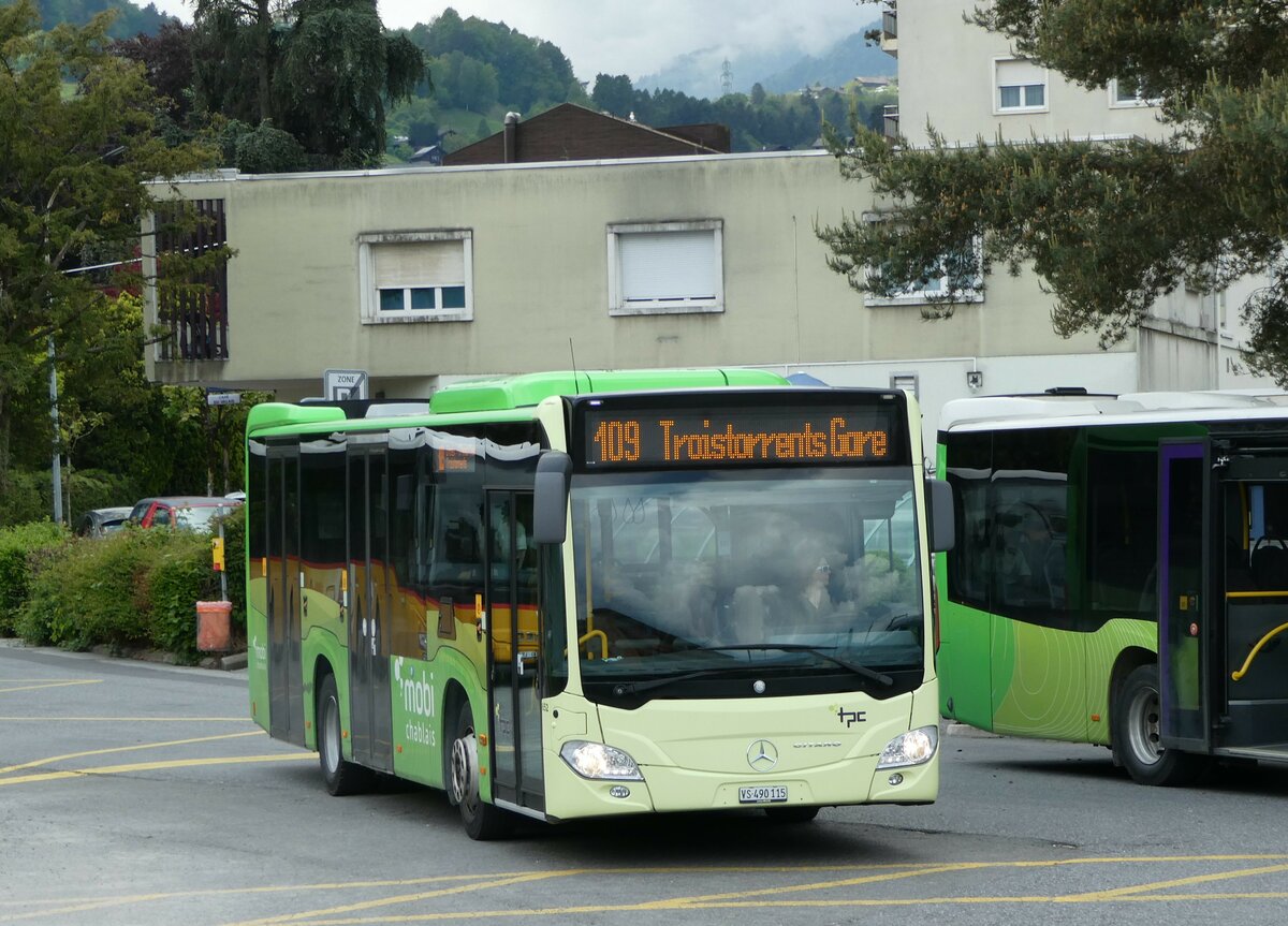 (249'980) - TPC Aigle - Nr. 652/VS 490'115 - Mercedes (ex Bayerische Schlsser, Grten + Seen, D-Mnchen) am 13. Mai 2023 beim Bahnhof Monthey CFF