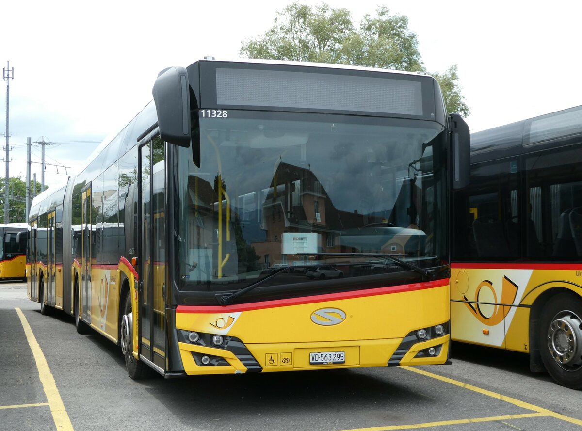 (250'188) - CarPostal Ouest - VD 563'295/PID 11'328 - Solaris am 18. Mai 2023 in Yverdon, Garage