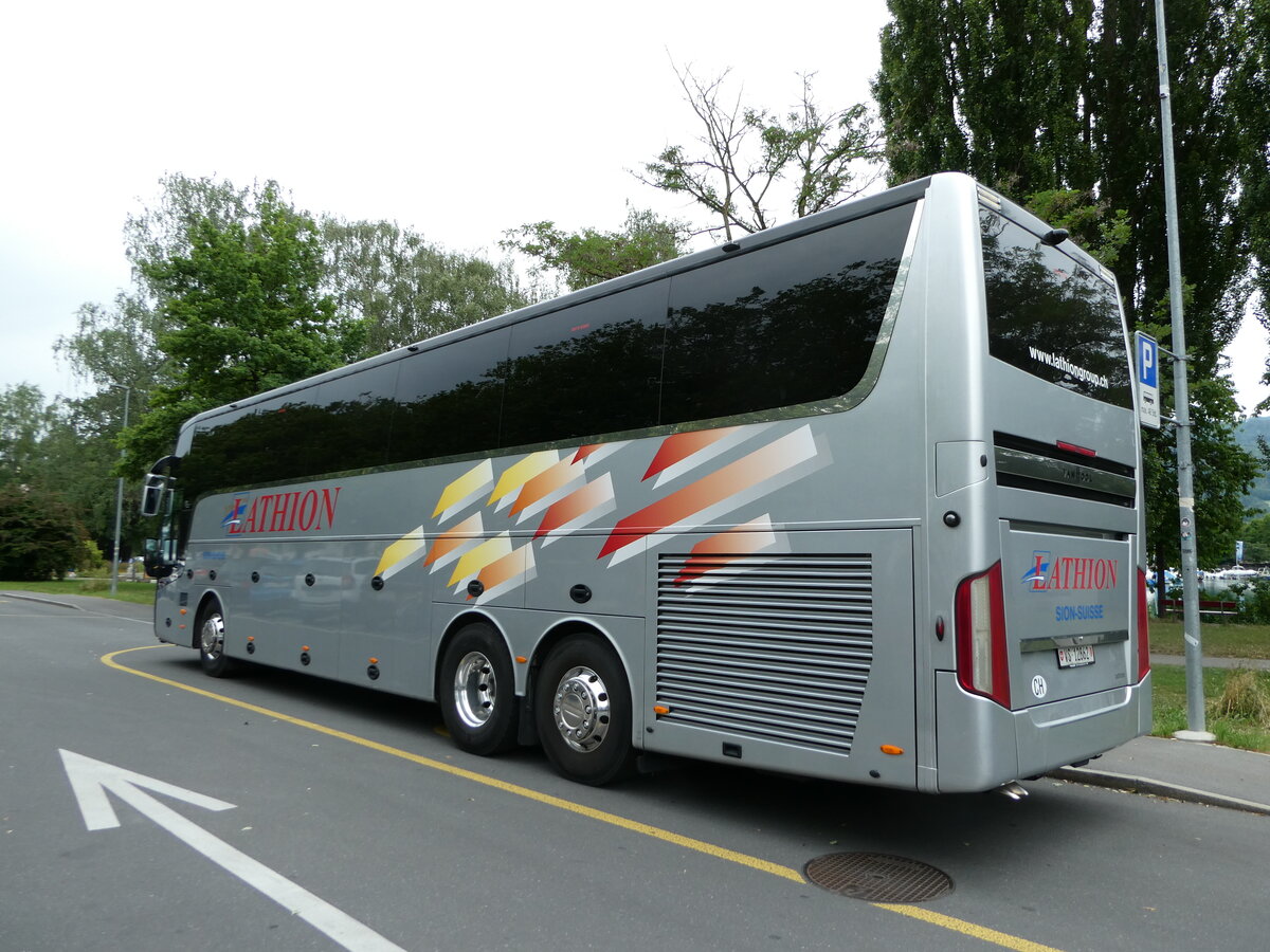 (252'245) - Lathion, Sion - Nr. 35/VS 12'862 - Van Hool am 1. Juli 2023 in Thun, Lachen