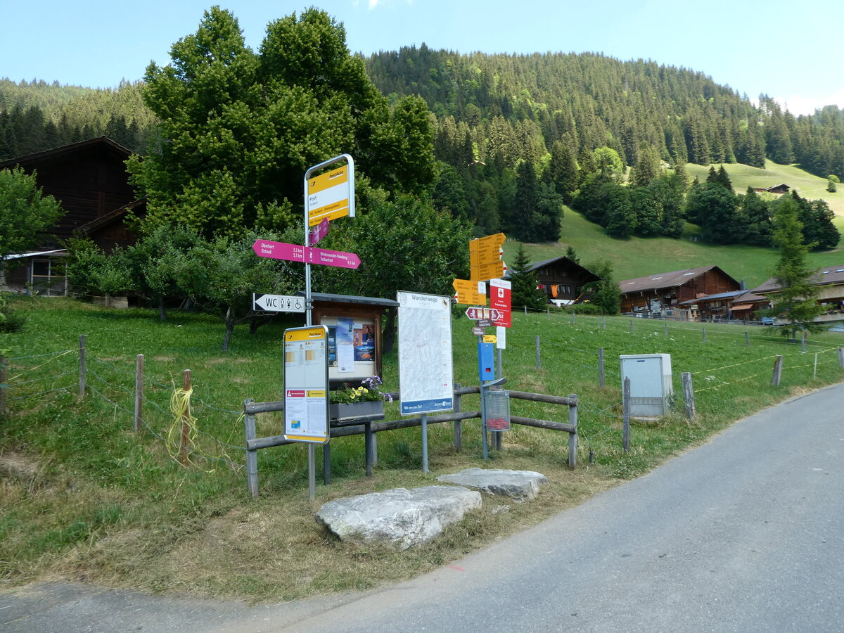 (252'618) - PostAuto-Haltestelle am 11. Juli 2023 in Turbach, Post