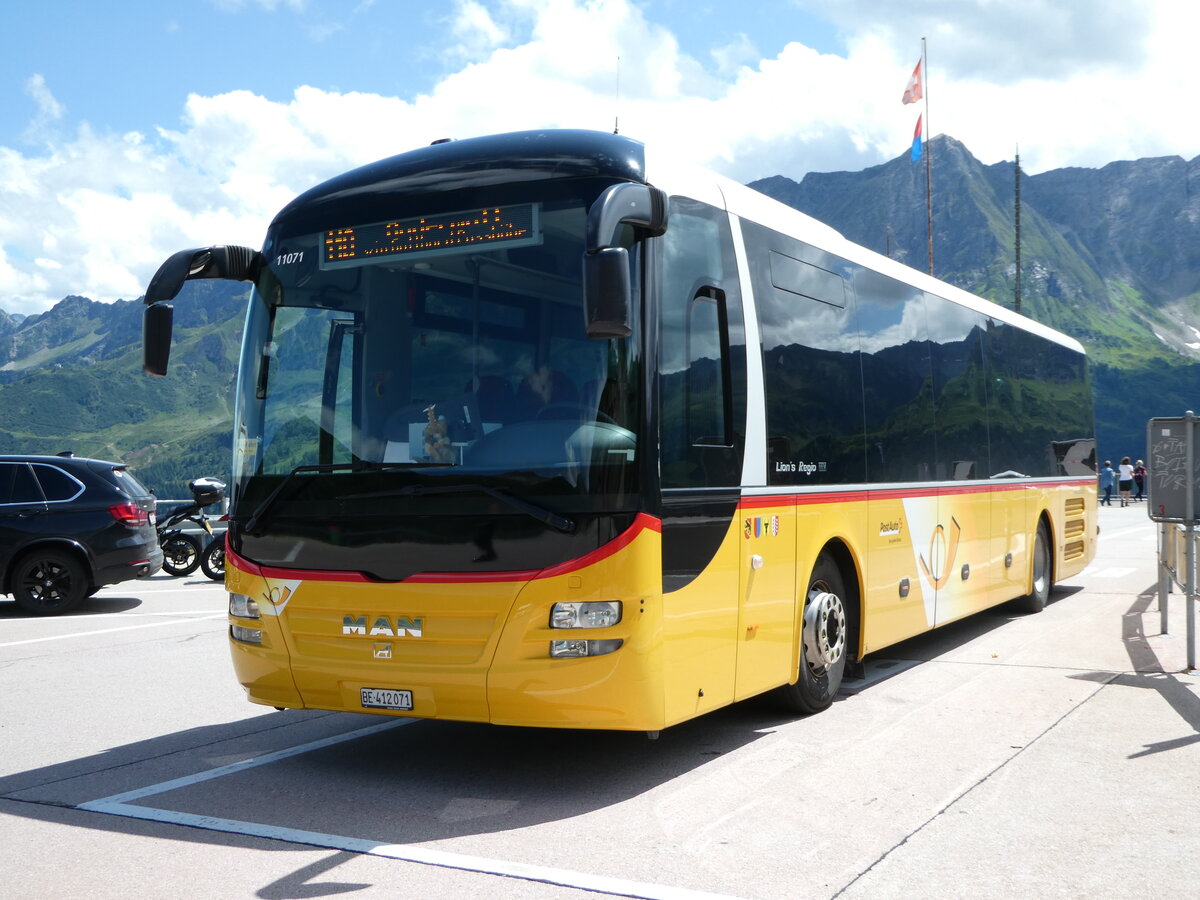 (253'024) - PostAuto Bern - Nr. 71/BE 412'071/PID 11'071 - MAN (ex PostAuto Zentralschweiz Nr. 20; ex Dillier, Sarnen Nr. 20) am 25. Juli 2023 in Airolo, Pian Secco Belvedere