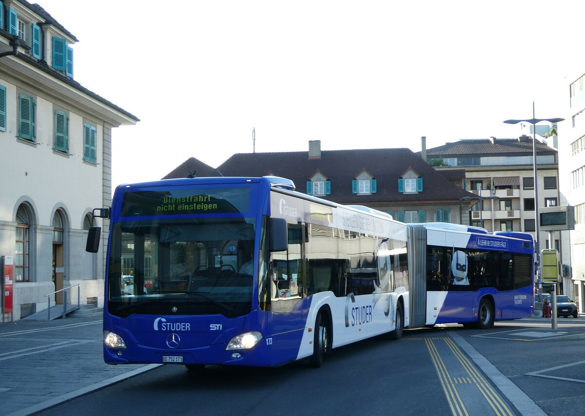 (253'881) - STI Thun - Nr. 173/BE 752'173 - Mercedes am 18. August 2023 beim Bahnhof Thun