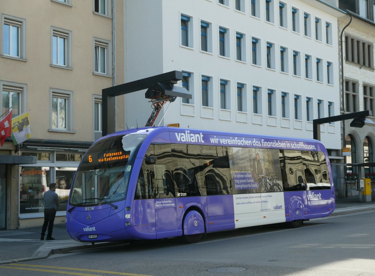 (255'267) - VBSH Schaffhausen - Nr. 25/SH 38'025 - Irizar am 17. September 2023 beim Bahnhof Schaffhausen