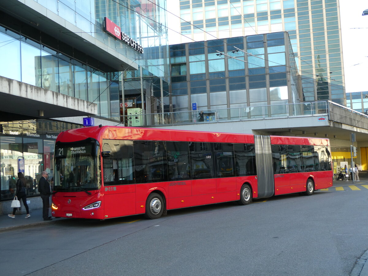 (255'551) - Bernmobil, Bern - Nr. 246/BE 881'246 - Irizar am 25. September 2023 beim Bahnhof Bern