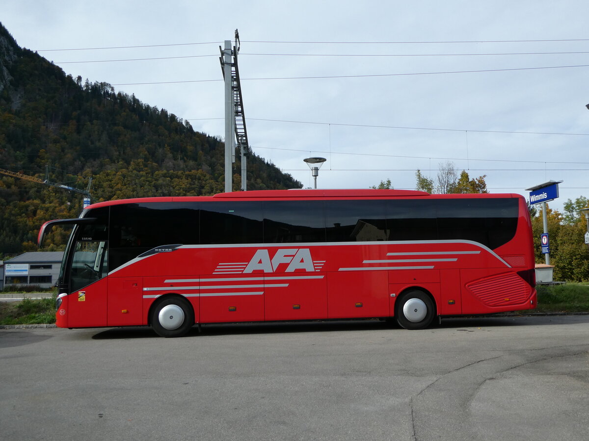 (256'549) - AFA Adelboden - Nr. 15/BE 26'702 - Setra am 29. Oktober 2023 beim Bahnhof Wimmis