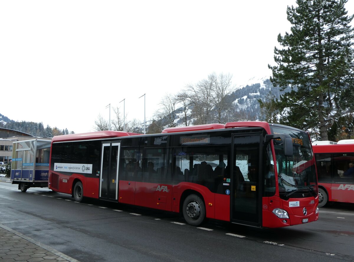 (257'262) - AFA Adelboden - Nr. 95/BE 26'774 - Mercedes am 27. November 2023 beim Bahnhof Frutigen