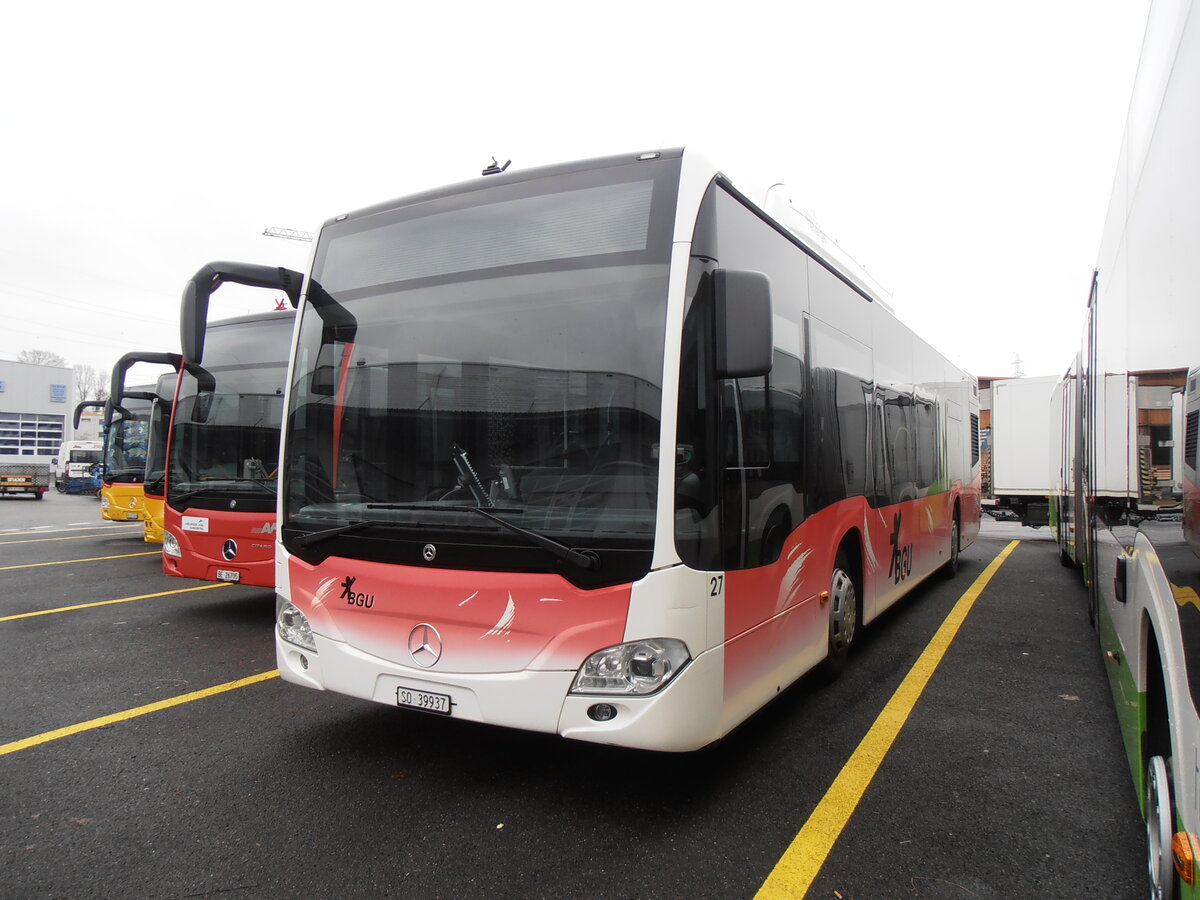 (257'491) - BGU Grenchen - Nr. 27/SO 39'937 - Mercedes am 9. Dezember 2023 in Kerzers, Interbus